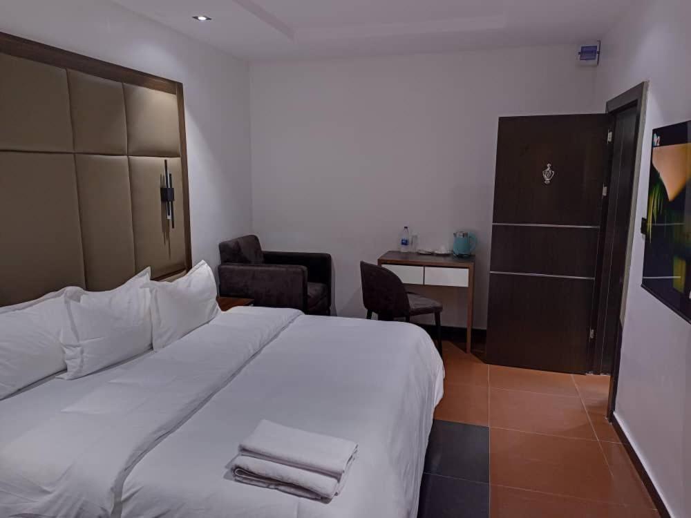 Hotel 35 Embassy Lagos Zewnętrze zdjęcie